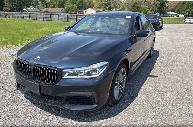 2018 BMW 7 Series 750i xDrive's photo