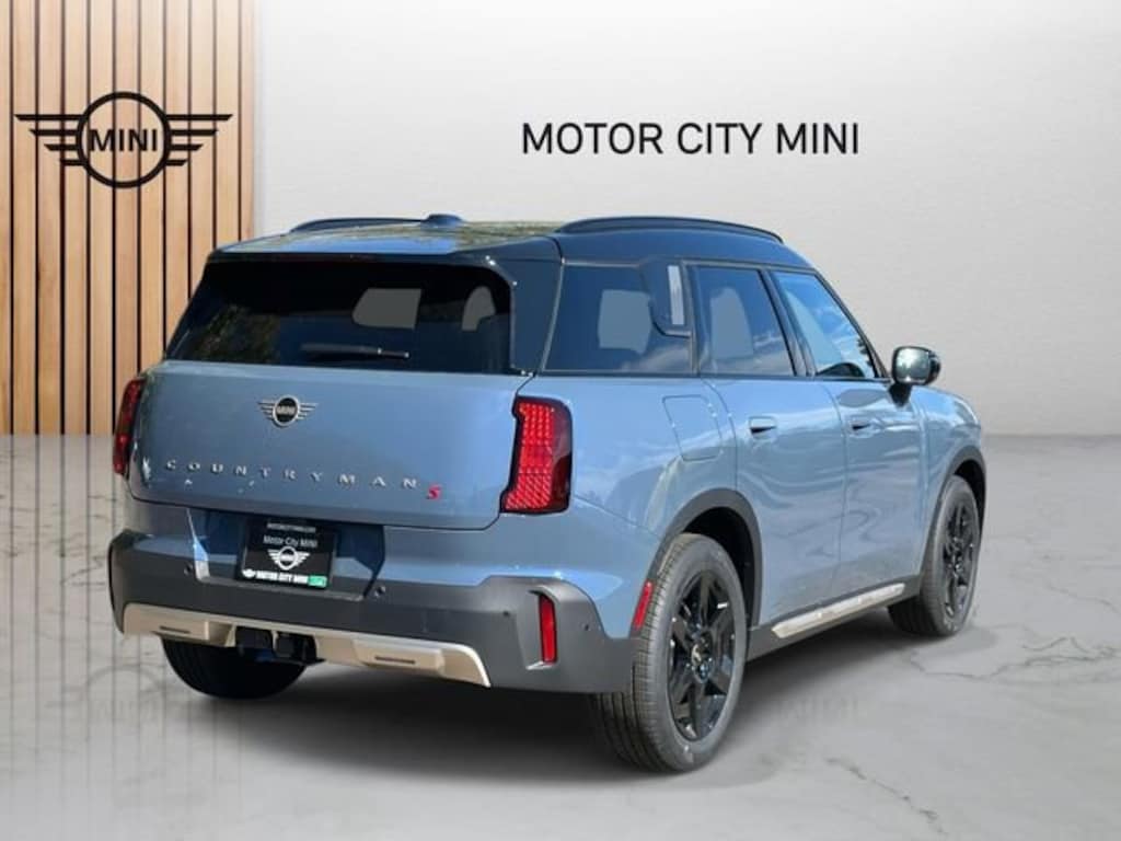 New 2026 MINI Countryman Iconic SUV