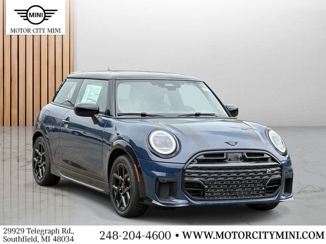 2026 MINI Hardtop Cooper S's photo