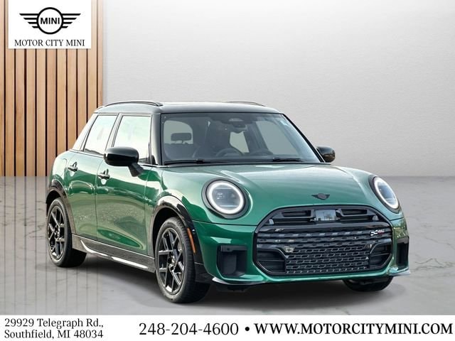2026 MINI Hardtop 4 Door S's photo