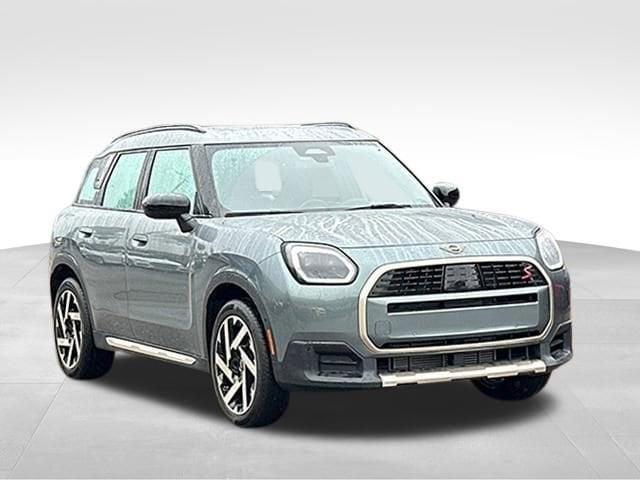 2025 MINI Countryman S's photo