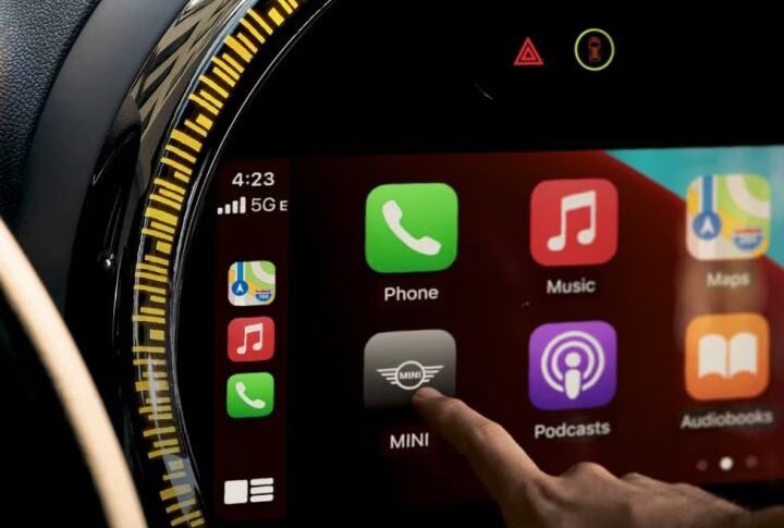 Apple CarPlay