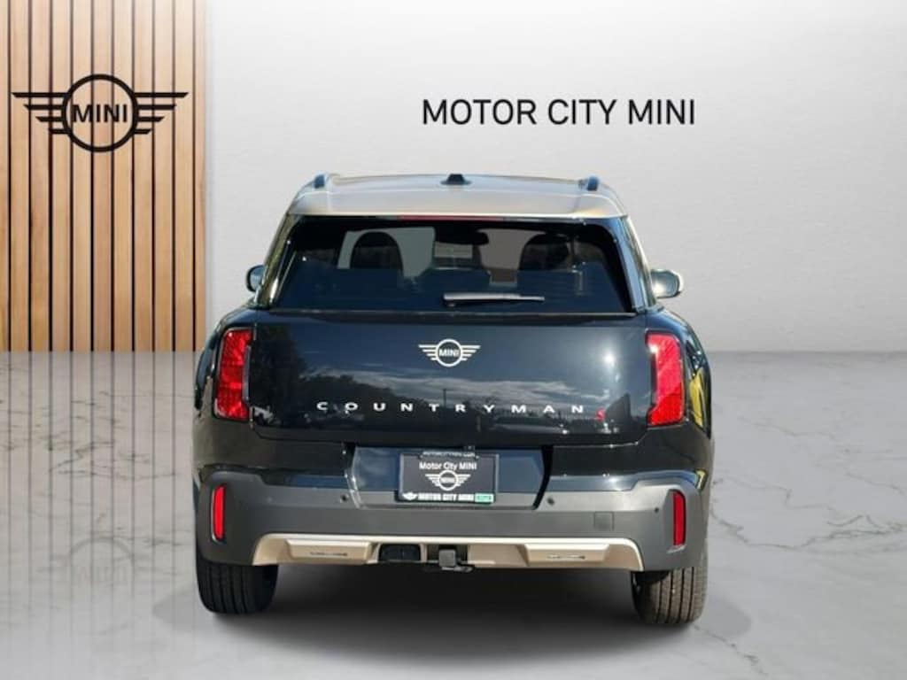 New 2026 MINI Countryman Signature Plus SUV