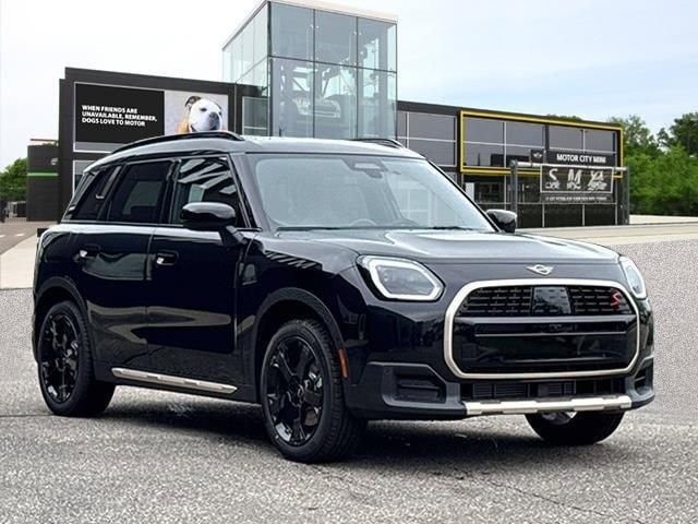 2025 MINI Countryman Iconic