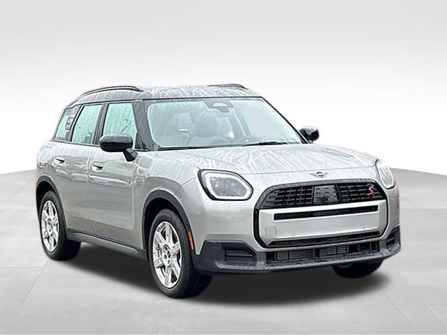 2025 MINI Countryman S's photo