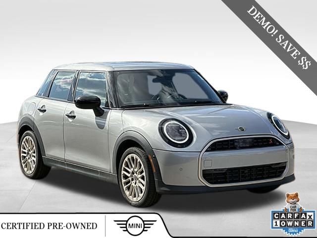 2025 MINI Hardtop 4 Door S's photo