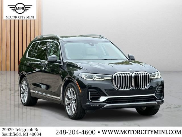 2020 BMW X7 xDrive40i's photo