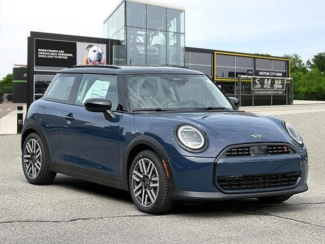 2025 MINI Hardtop 2 Door Signature Plus