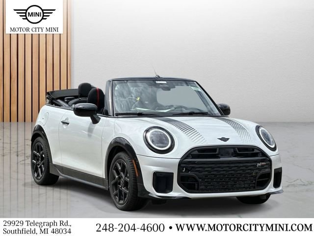 2026 MINI Convertible Cooper S's photo