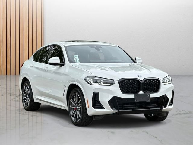 2024 BMW X4 xDrive30i's photo