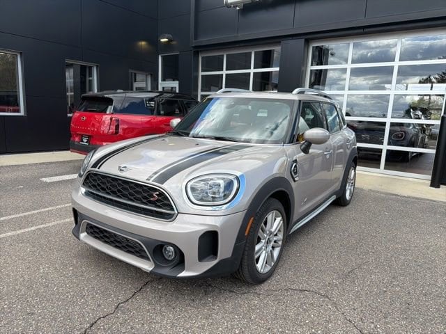 2023 MINI Countryman S ALL4's photo