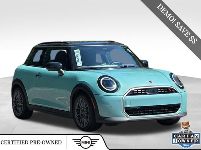 2025 MINI Hardtop 2 Door S's photo