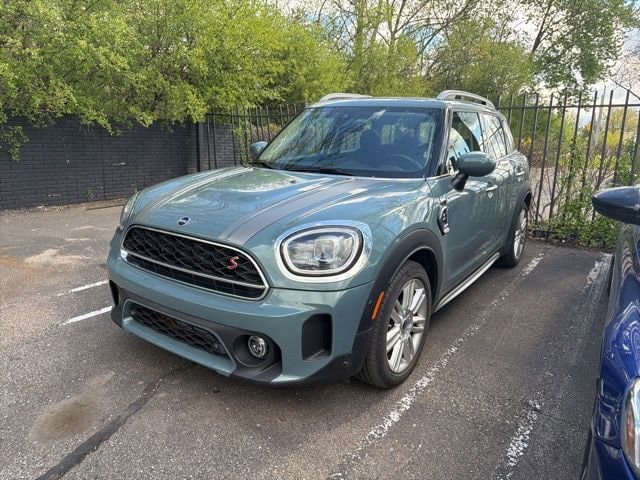 2024 MINI Countryman Cooper S's photo