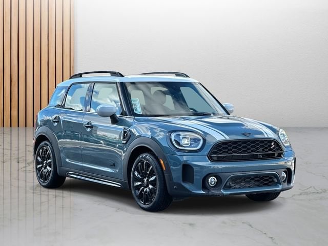 2023 MINI Countryman S's photo