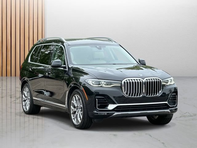 2020 BMW X7 xDrive40i's photo