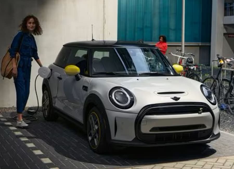 2023 Mini Cooper Electric Review, Pricing, and Specs