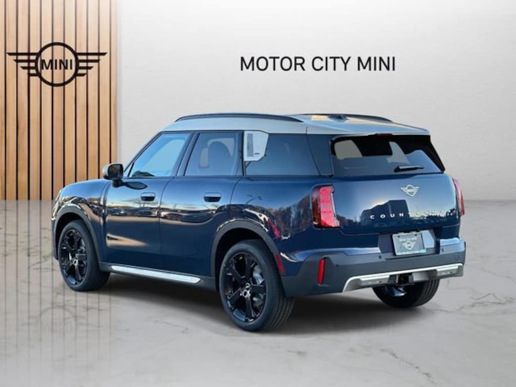 New 2026 MINI Countryman Iconic SUV