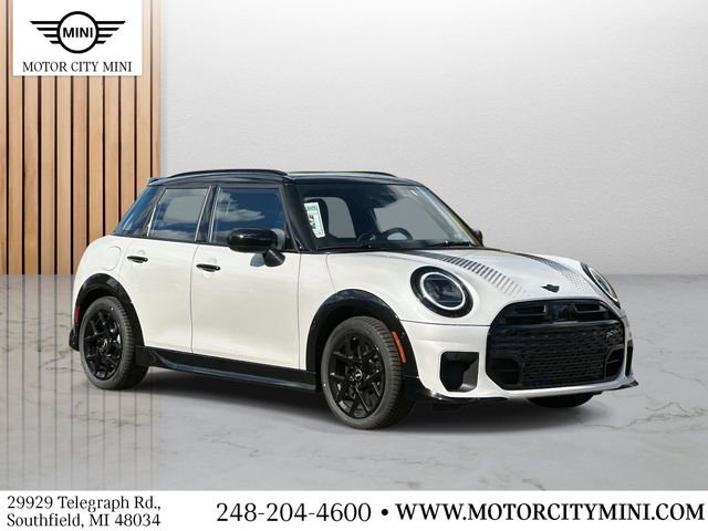 2026 MINI Hardtop 4 Door S's photo