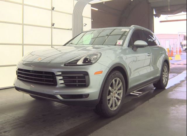 2021 Porsche Cayenne S's photo