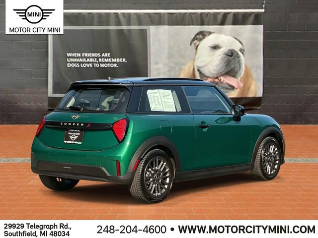 2025 Mini Cooper Signature photo 3