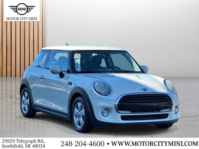 2016 MINI Cooper Base