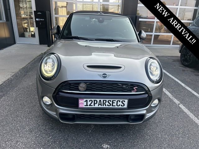 2019 Mini Cooper S Iconic photo 2