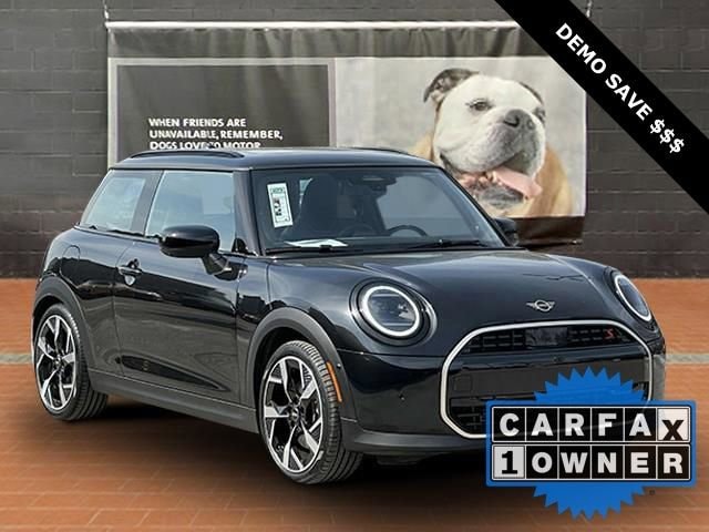 2025 MINI Hardtop 2 Door S's photo