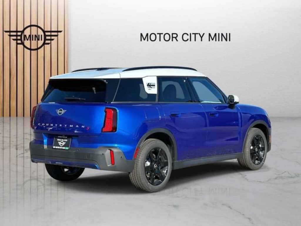 New 2026 MINI Countryman Iconic SUV