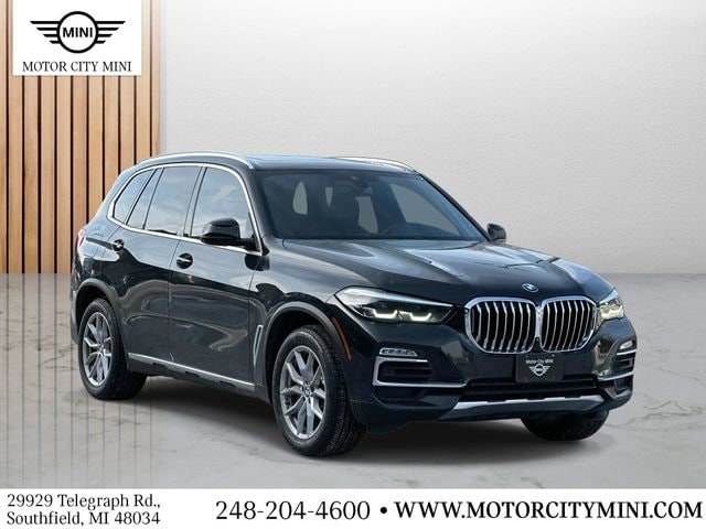 2020 BMW X5 40i's photo