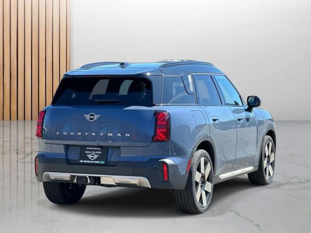 New 2026 MINI Countryman Iconic SUV