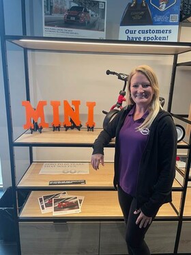 Staff member Stacy Pfaendtner from ID_169a32b3450f