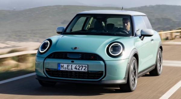 MINI Cooper Hardtop Performance