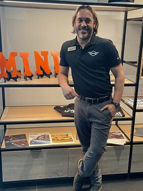 Staff member Richard Martinelli from ID_a55c995e92e0