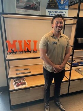 Staff member Aaron Vankerschaver from ID_b4581b9d2e7d