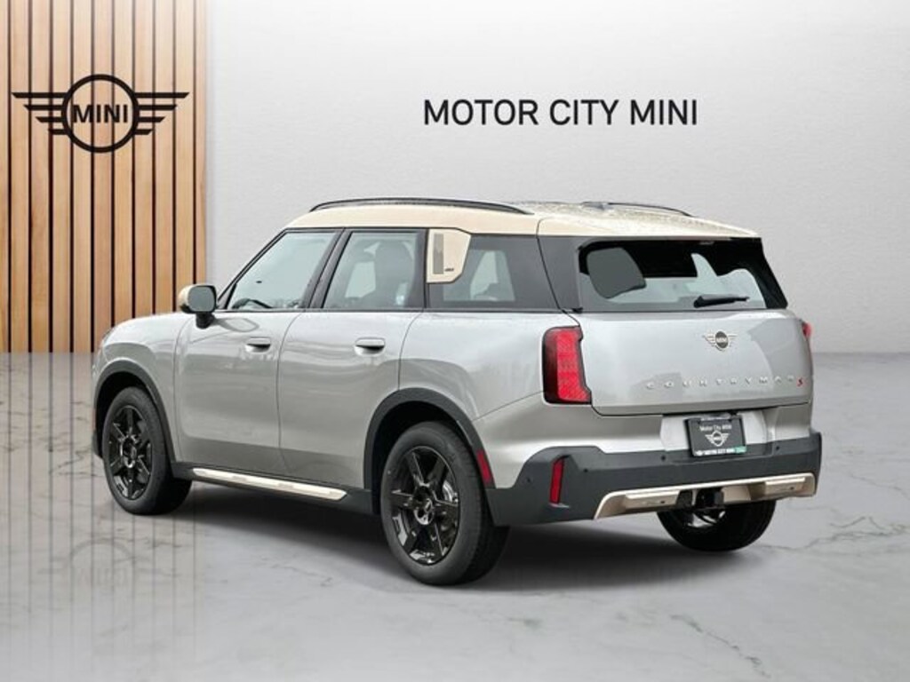 New 2026 MINI Countryman Signature Plus SUV