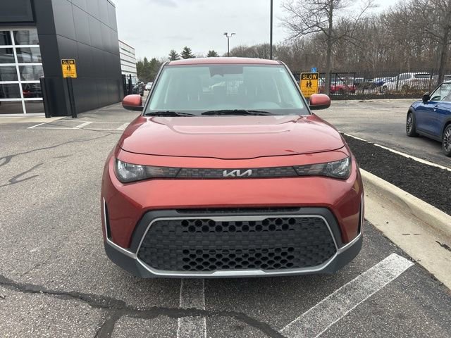 2023 Kia Soul LX photo 2