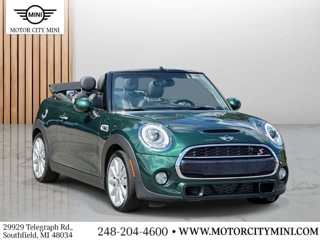 2017 MINI Cooper S Convertible's photo