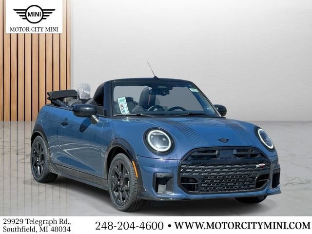 2026 MINI Convertible Cooper S's photo