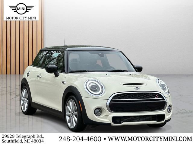 2020 MINI Hardtop Cooper S's photo