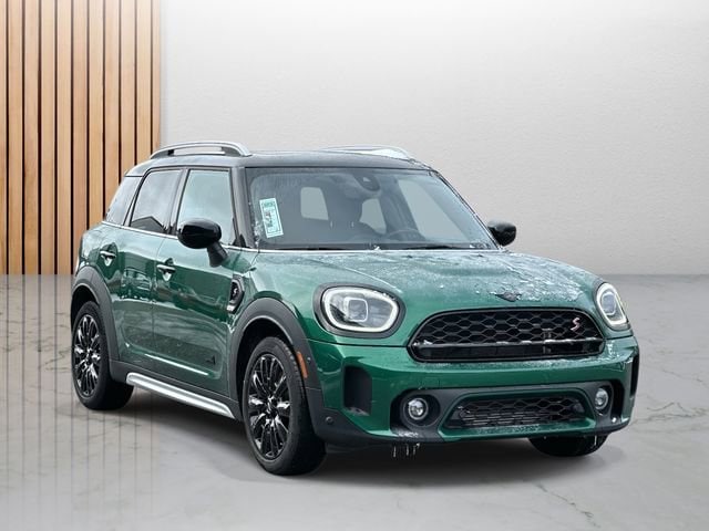 2023 MINI Countryman S's photo