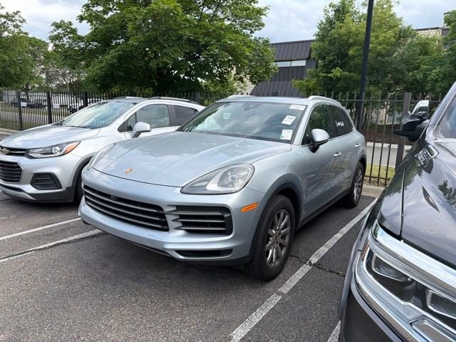2021 Porsche Cayenne S's photo