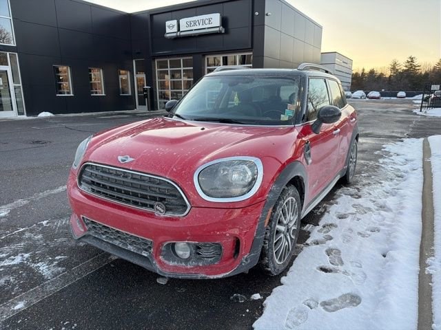 2018 MINI Countryman Base's photo