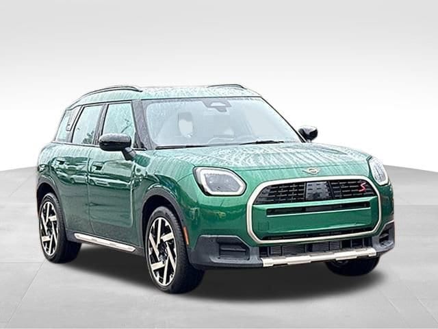 2025 MINI Countryman S's photo