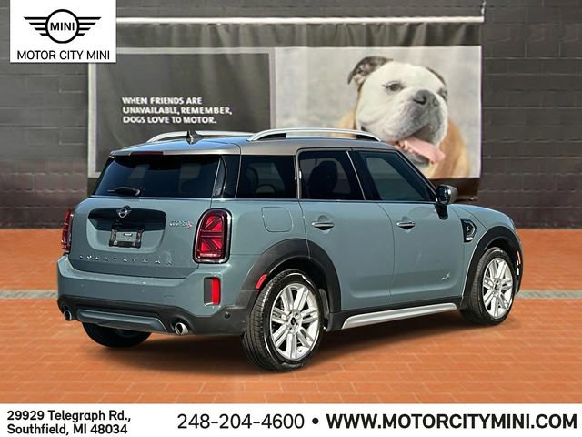 2022 Mini Cooper S ALL4 photo 3