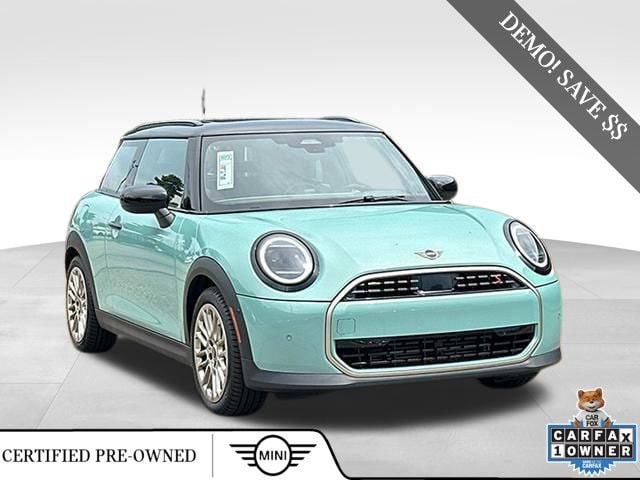 2025 MINI Hardtop 2 Door S's photo