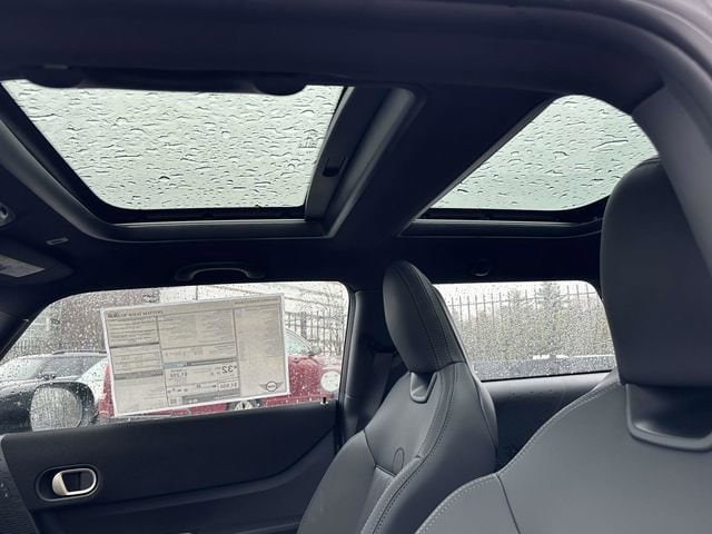 2026 MINI Hardtop 2 Door S - Photo 17