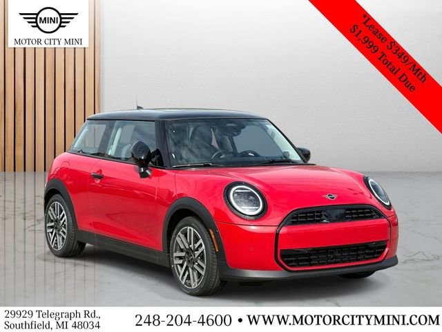 2025 MINI Hardtop 2 Door Base's photo