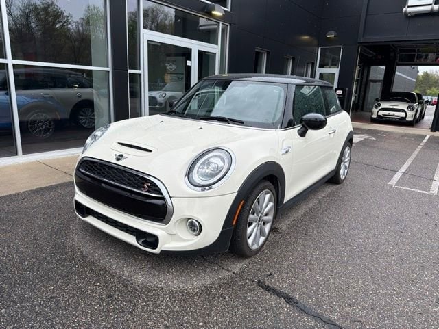 2020 MINI Hardtop Cooper S's photo
