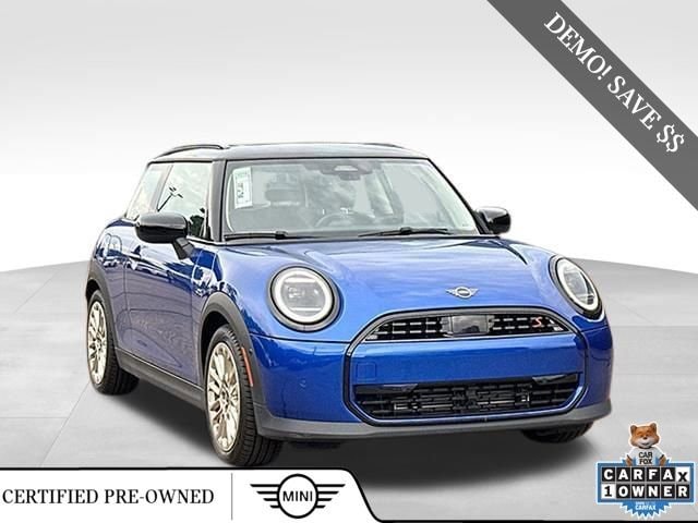 2025 MINI Hardtop 2 Door S's photo