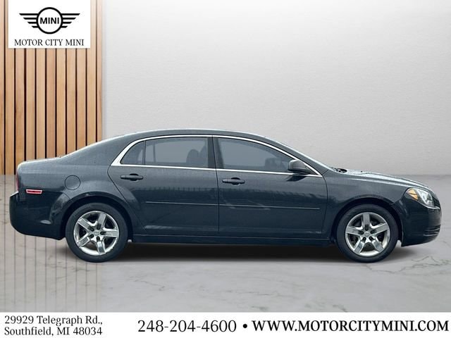 Used 2011 Chevrolet Malibu 1LS with VIN 1G1ZB5E17BF354333 for sale in Southfield, MI